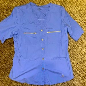 Size MEDIUM Ceil Blue Jaanuu Scrub Top